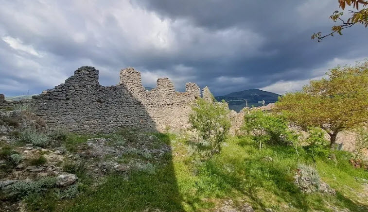 Castello di Ortona dei Marsi, Italy
